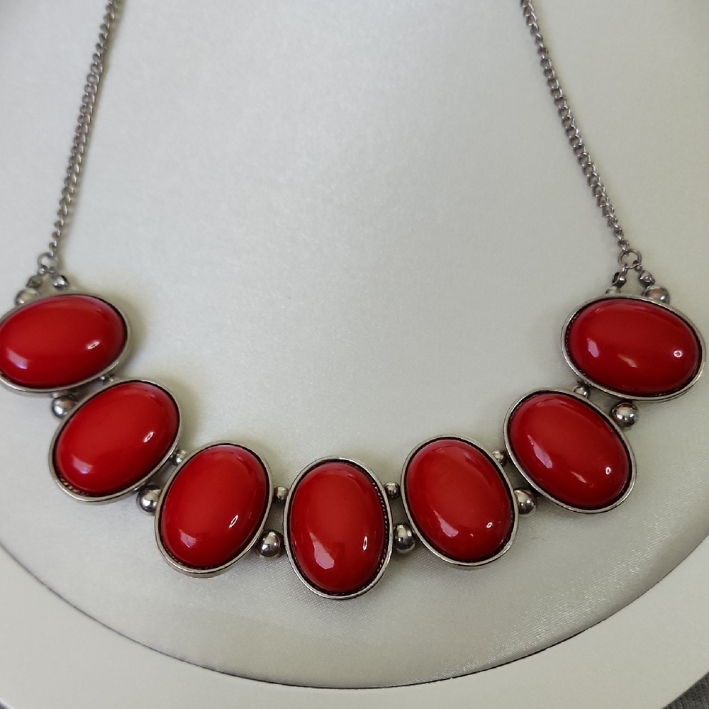 Red Collar Necklace Previously LOVED RED ACRILIC MIXED METALS